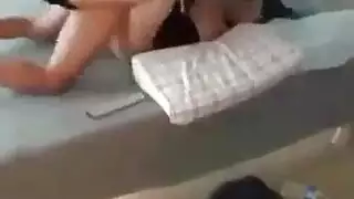 نيك عنيف عل تخت