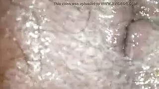 ‫جسم نضير يستعد لمشهد إباحي طويل‬
