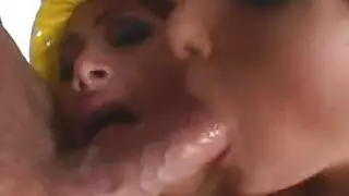 سحاق حتى قذف المني من كس امهات في بعض