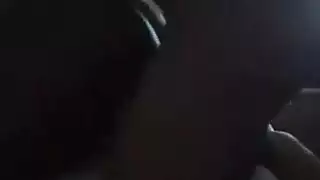 عاهرة سكرانة ساخنة تأخذ قضيبًا صلبًا في مهبلها الضيق
