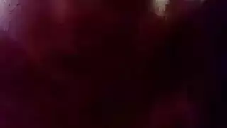 سيدة سمينة تقدم مصة إباحية شديدة