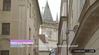 ساميا الشقراء تأخذه بقوة في مشهد صريح إكس إكس إكس