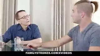 الأبنوس الجبهة ملكة كس
