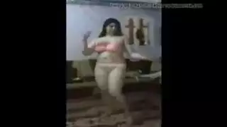 صرخ وبكاه نار يغم عليه