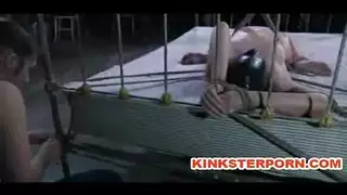 خيال سحاقي بالكينك والعقاب