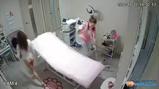 روتين يومي لعاريات عربية تنظيف الملابس
