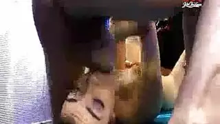 عاهرات عربيات تأخذ زبور كبيرة بعمق