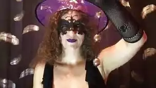 زوجة تشعر بالملل تبحث عن قضيب أسود كبير لجلسة سريّة إكس إكس إكس