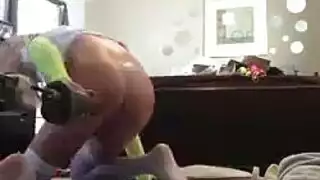 هيجان حفلة جنس لا يمكن السيطرة عليه