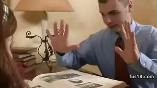 قومان مسيطران يتناوبان على شاب مستلم خاضع