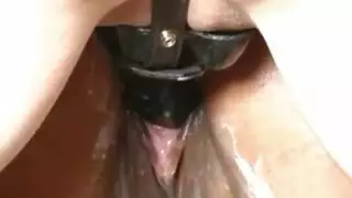 هيمنة شديدة على جينز الشرطي – مشهد bdsm كامل