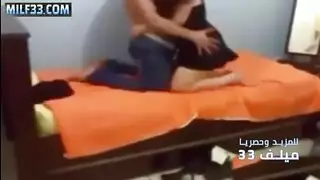 فتاة لبنانية تمارس الجنس العنيف في شقة سرية