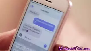 مراهقات مثليات في مشهد إباحي صريح وحاد