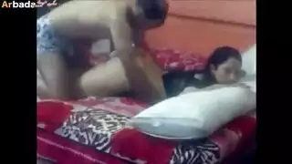 جلسة ٦٩ شديدة: سها ومجدى يتبادلان خدمات فموية