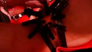 يخلو من الرجال