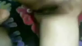 ثلاثي منزلي: شاب وزوجته الساخنة في بورن صريح