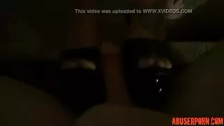 ابنة الزوجة السكرانة تأخذ جنساً مزدوجاً بعد حفلة النبيذ