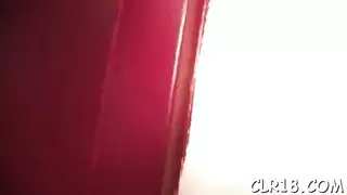 عارضة مكتب تستسلم لشرج خشن وحشوة كريمية