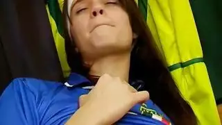 روسية ممتلئة بقضيب وحش عملاق