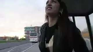 قضيب الحارس الكبير يخدم زوجة رجل الأعمال الوحيدة