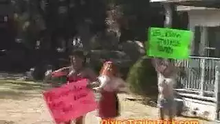 حفلة عارية في قبرص تتحول إلى مهرجان جنس