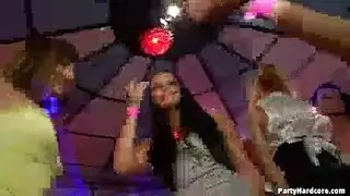 ماراثون جنس جماعي صريح
