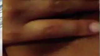 يائس بالإصبع الديك ضخمة