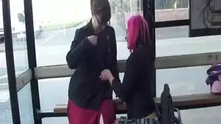 سكس نيك كلب اسود في خدمة متحركة