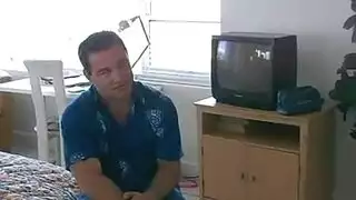 حركة إباحية لثلاثي سويدي في حلم