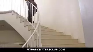 السعادة هي ضرب مهبلها الرطب