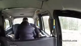 فم ممتلئ بقضيب صلب