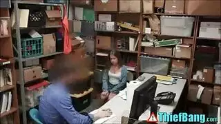 تستاجر اسود