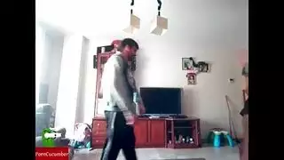 ينيك اخته على الكنب
