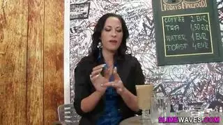 قذف غير مخطط من غريب يؤدي إلى اختناقها بقضيبه