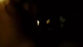 ملكة البلع العميق تأخذ قضيب أسود ضخم في فمها