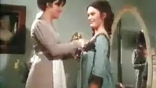 أفلام سكس سويدية كلاسيكية: علاقة جنسية جماعية جامحة مع قذف في كل مكان