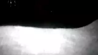 قيادة حلق عميق: مص فموي بمستوى نجم إباحي في مركبة