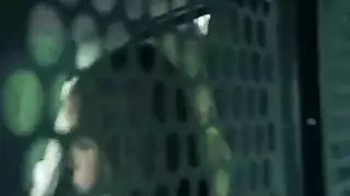 اختناق بالقضيب قبل أن يتم تلقيني على الأريكة