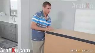 زاندر في الفندق