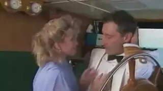 مضاعفة: مونيكا وليزلي تأخذان موزة عميقة