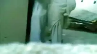 أفلام لواط هندي في الخارج: فعل شرجي قاسٍ