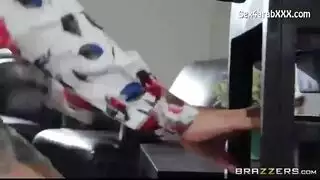 نيك طيز عميق في الصالون فيلم سكس مترجم كامل