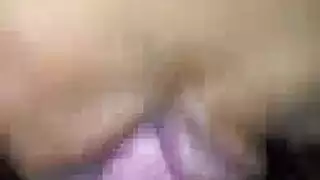 حليمة في جماع جماعي عنيف مع قذف على الأثداء