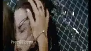 جنون الجنس الجماعي أجساد في كل مكان