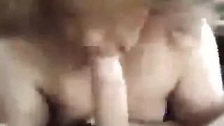 تمثيل صوتي مثير: قصص إباحية تجعلك تنزل