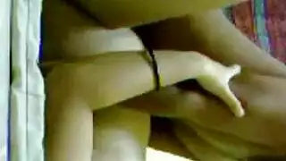 أمهات متعبات في مشهد إباحي صارخ