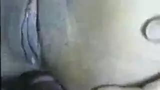 عرض إباحي: عاهات جزائريات يهززن ممتلكاتهن