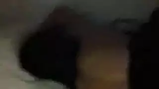 فتاة عربية ناعمة أول تجربة إباحية شرجية