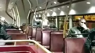 كارين ديكر ملكة المص العميق تخدم رجلها بقوة