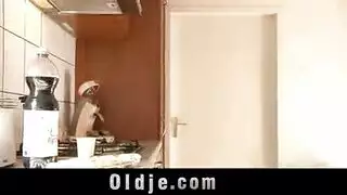 استفزاز خادمه